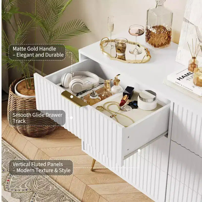 Commode à 6 tiroirs cannelés, commode moderne de 120 cm de large avec poignées métalliques