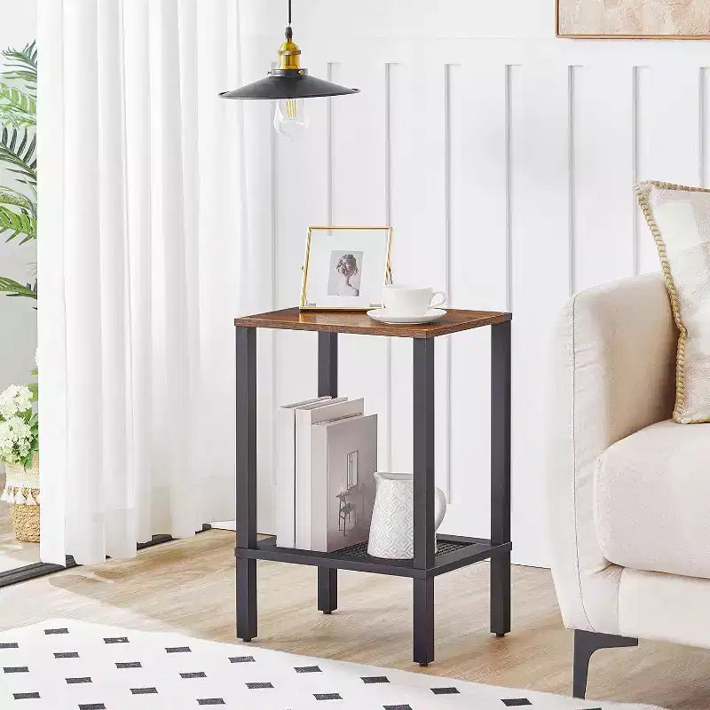 Petite table d'appoint à 2 niveaux avec décoration en rotin synthétique - Marron rustique et noir