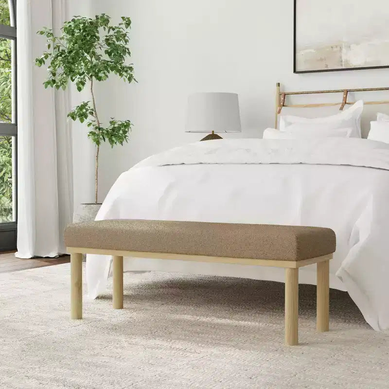 Banc moderne rembourré avec pieds en bois naturel - Boucle marron
